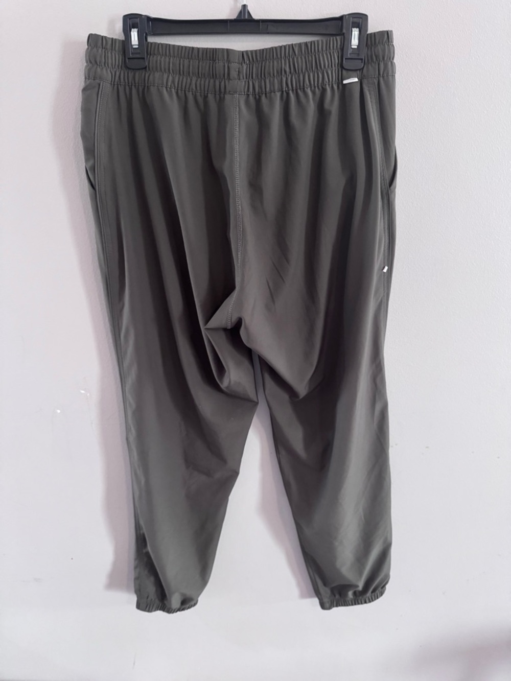 Vuori Performance Jogger Pants Olive Green Men’s Small Athletic Zip Pocket - Picture 2 of 4